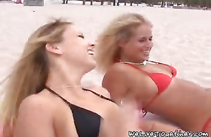 Rachel and heavenly Nicole are having a great fuck time just for fun